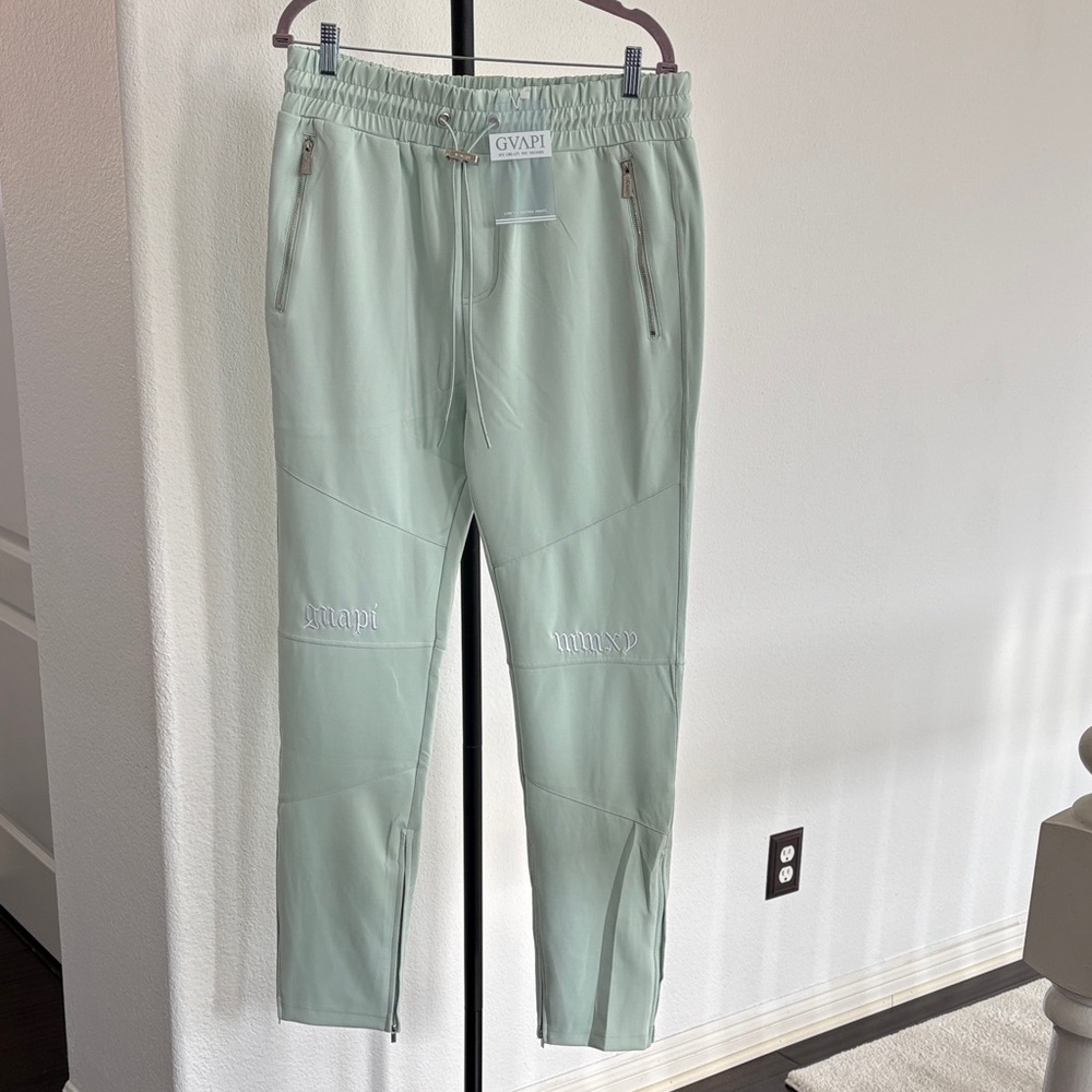 Guapi Limited Edition MMXP Embroidered Zippered Joggers NWT Size 38